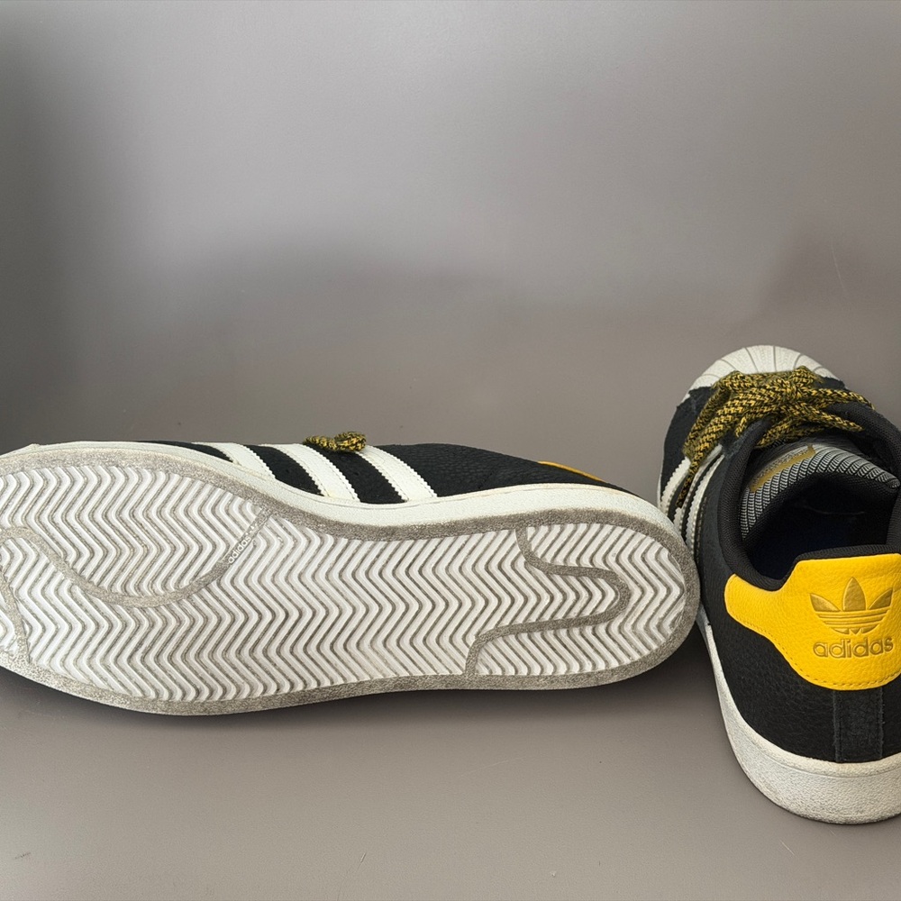 Adidas Superstar Black with Yellow Highlights - Picture 3 of 4